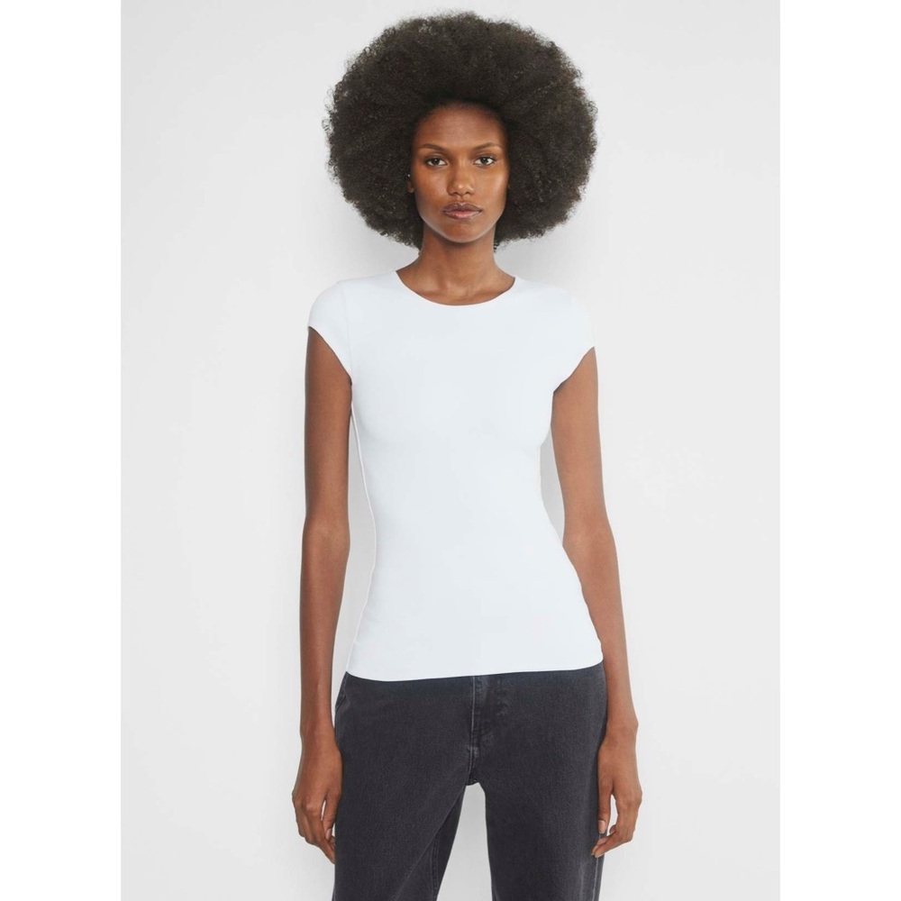 nwot Aritzia (new branding) Contour Capsleeve Crew T-Shirt S